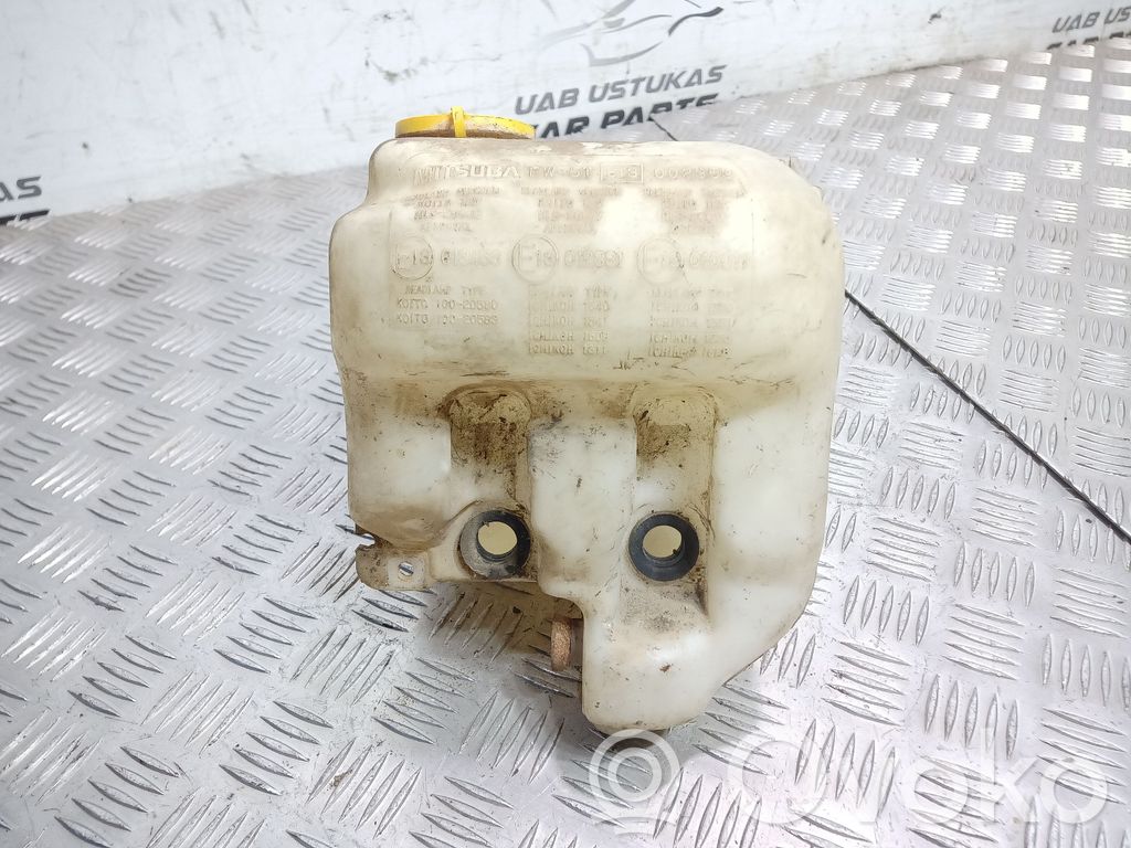 Subaru Forester SF Windshield washer fluid reservoir/tank 