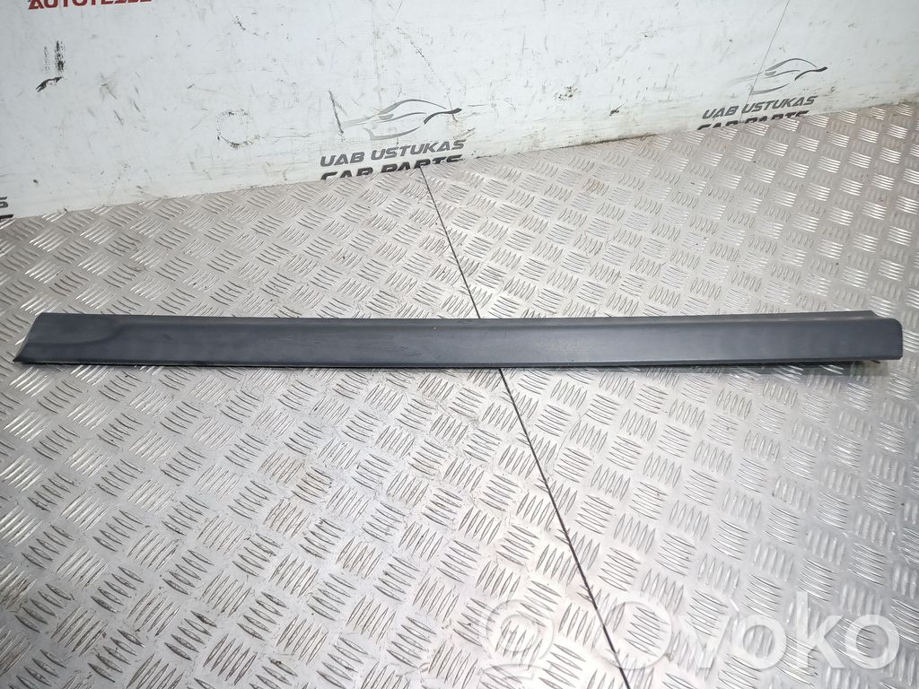 Opel Zafira A Front door trim (molding) 