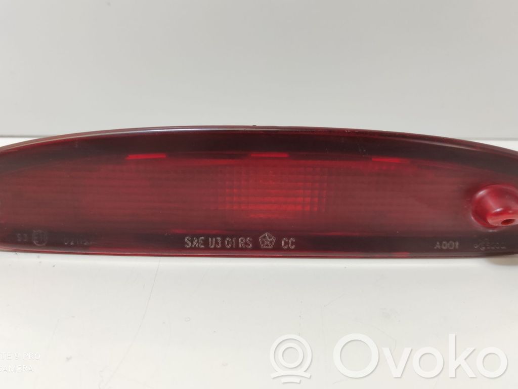 Chrysler Voyager Third/center stoplight 