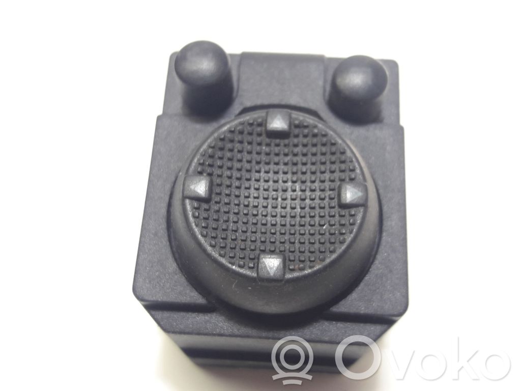 Volkswagen Polo III 6N 6N2 6NF Wing mirror switch 