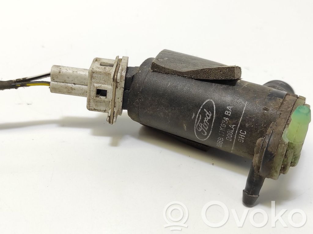 Ford Focus Windscreen/windshield washer pump 