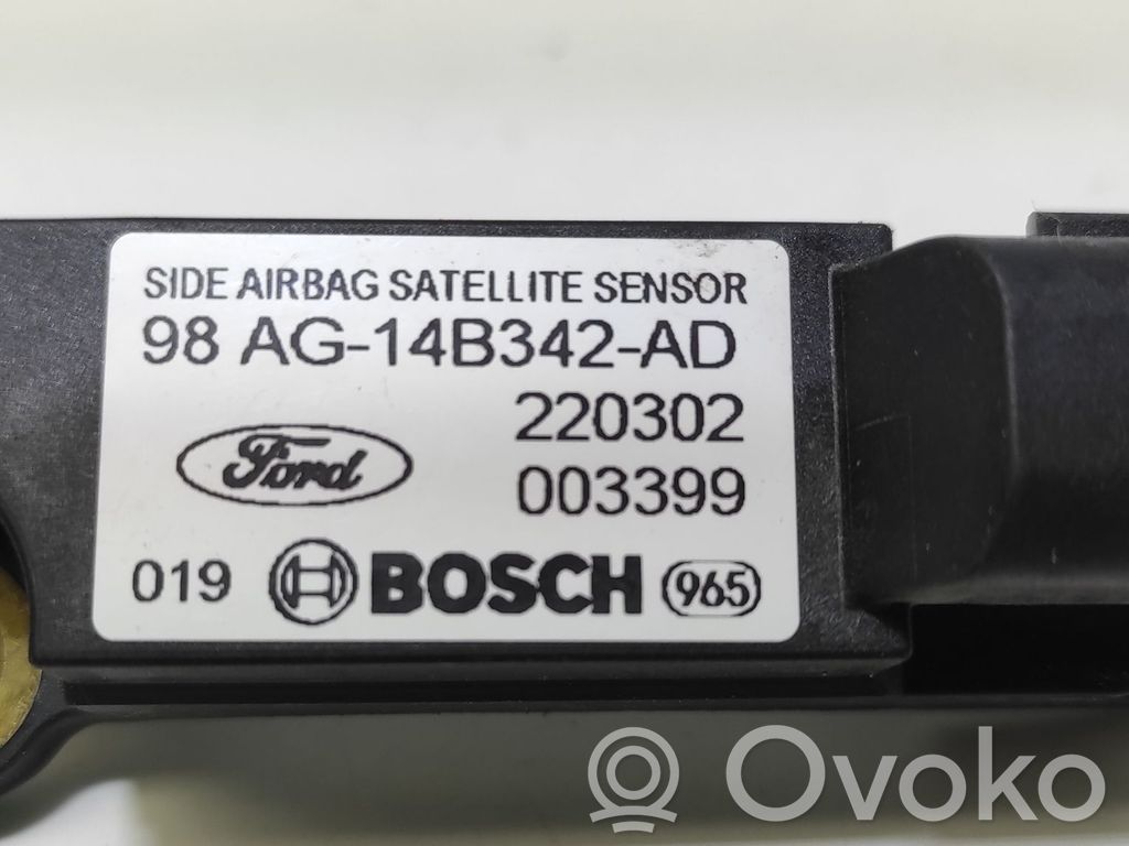 Ford Focus Airbagsensor Crashsensor Drucksensor 