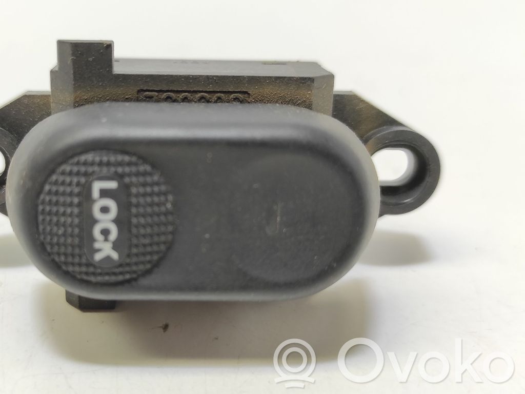Chrysler PT Cruiser Electric window control switch 