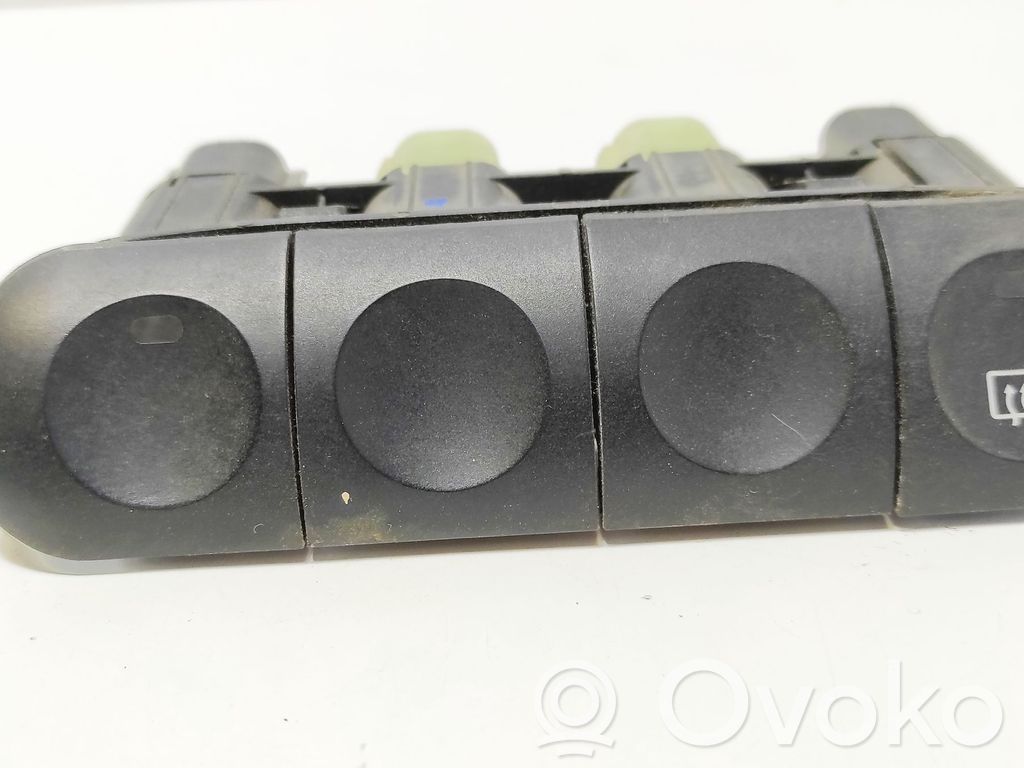 Windscreen/window heater switch   98BG18C621AA