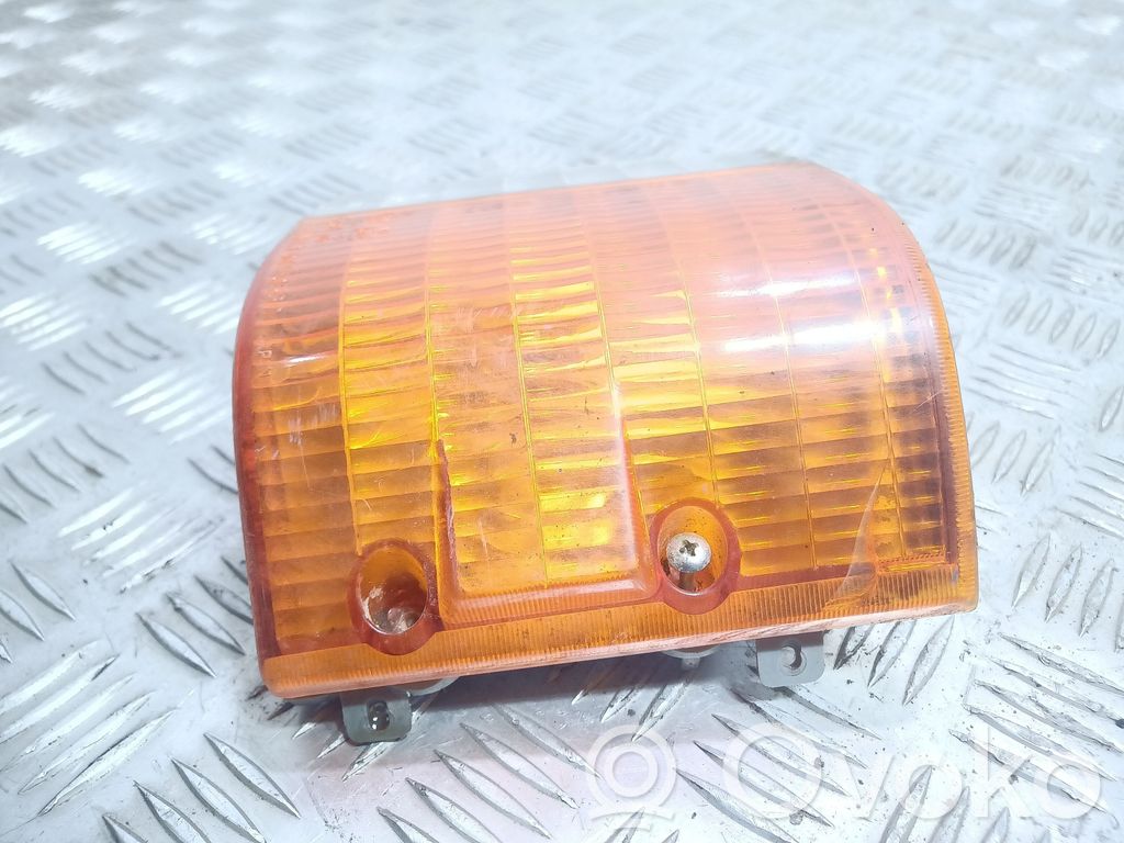 Ford E100 Kierunkowskaz przedni 