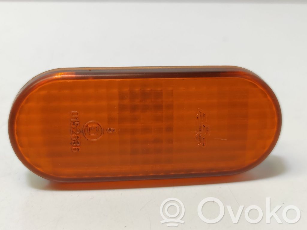 Volkswagen Golf III Seitenblinker 