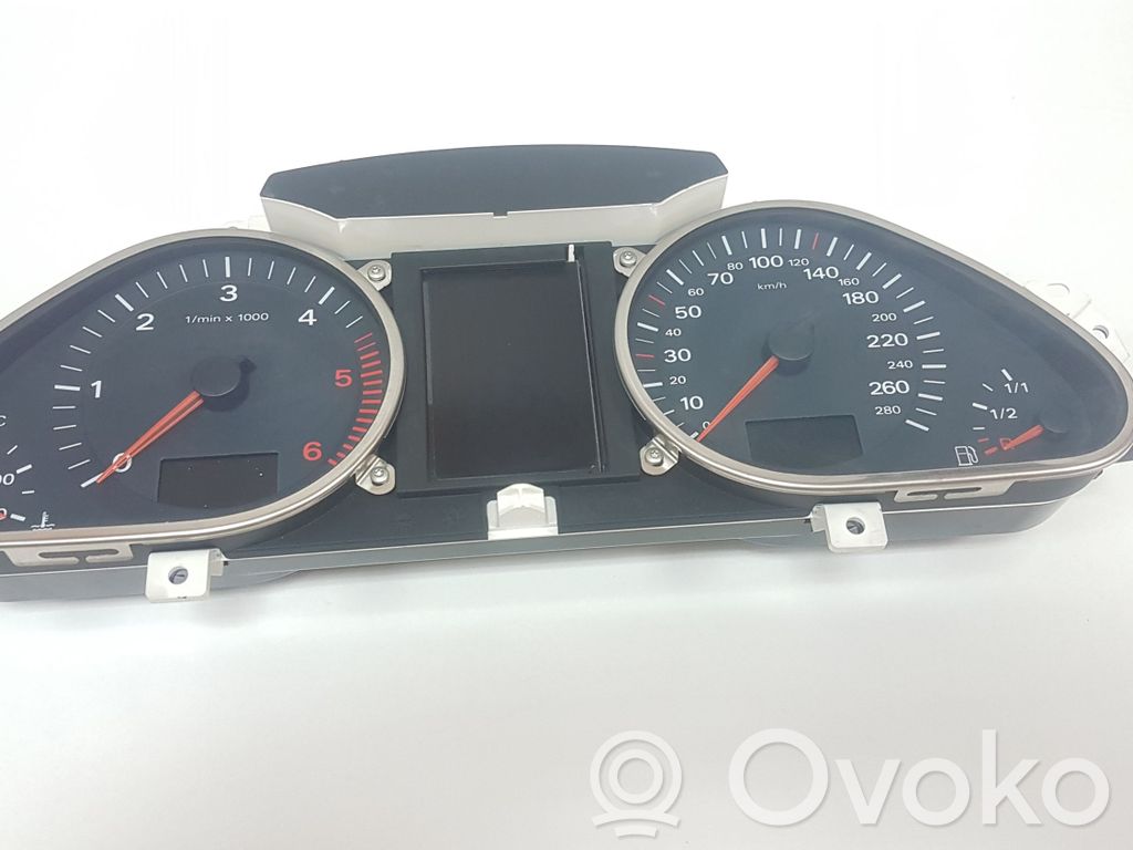 Audi A6 S6 C6 4F Tachimetro (quadro strumenti) 
