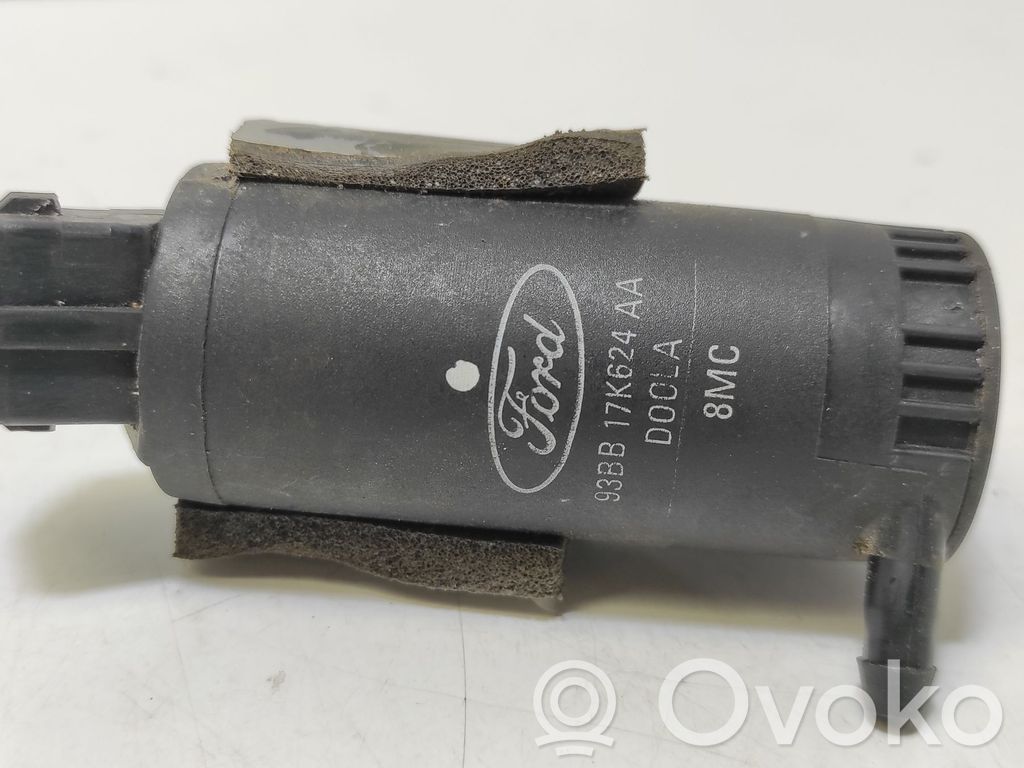 Ford Focus Windscreen/windshield washer pump 