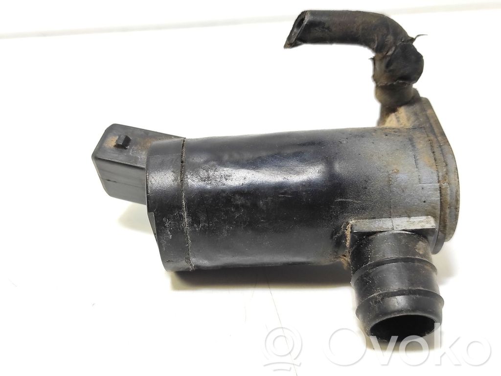 Ford Focus Windscreen/windshield washer pump 