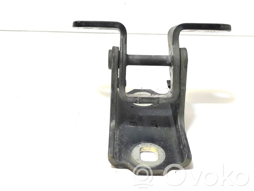 Opel Insignia A Front door lower hinge 