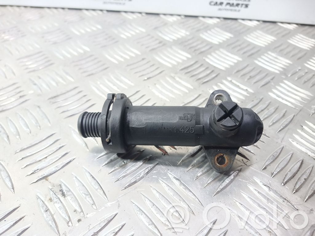 BMW 5 E60 E61 Manguera/tubo del líquido refrigerante 