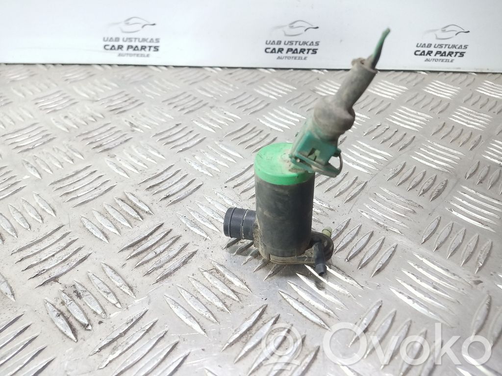 Citroen Xantia Windscreen/windshield washer pump 