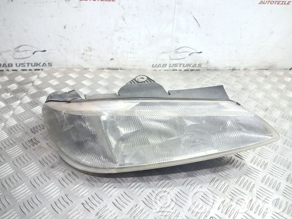 Peugeot 406 Headlight/headlamp 