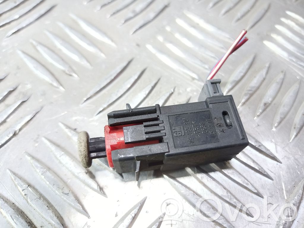 Sensor Bremspedal   09185906