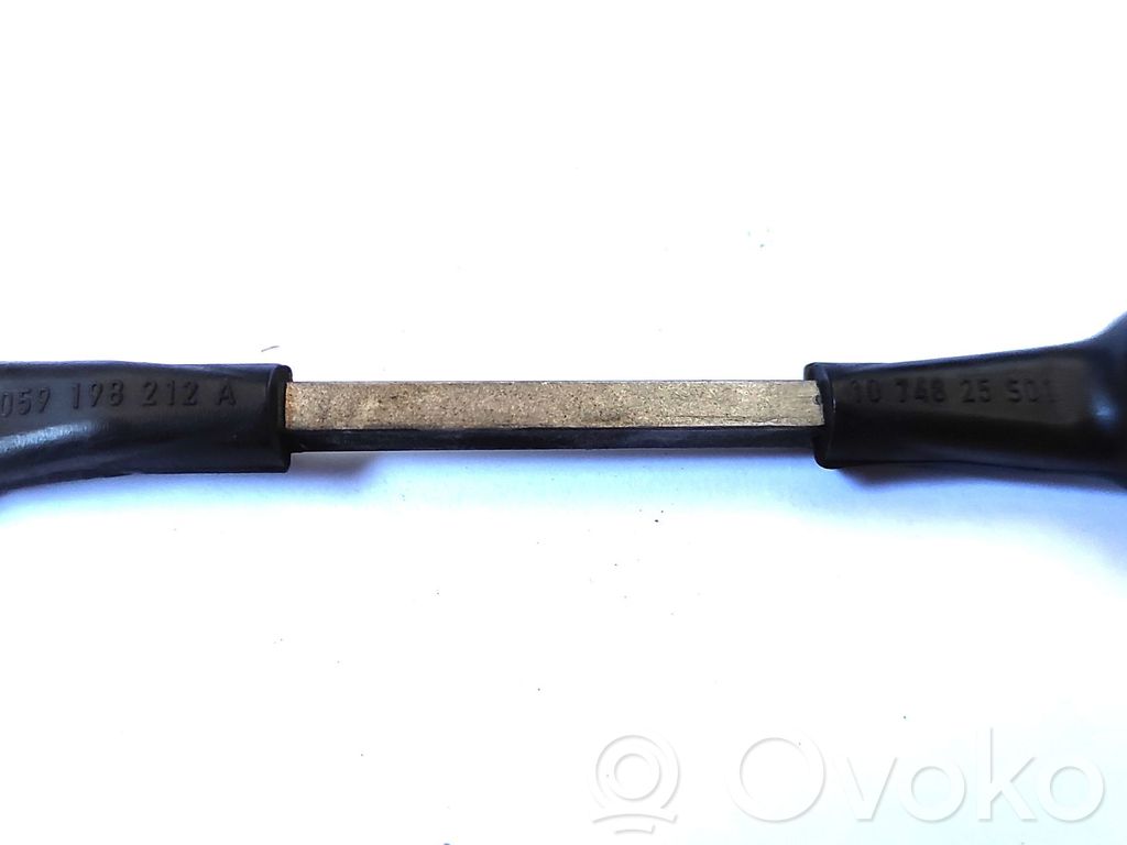Audi A6 S6 C6 4F Other engine bay part 