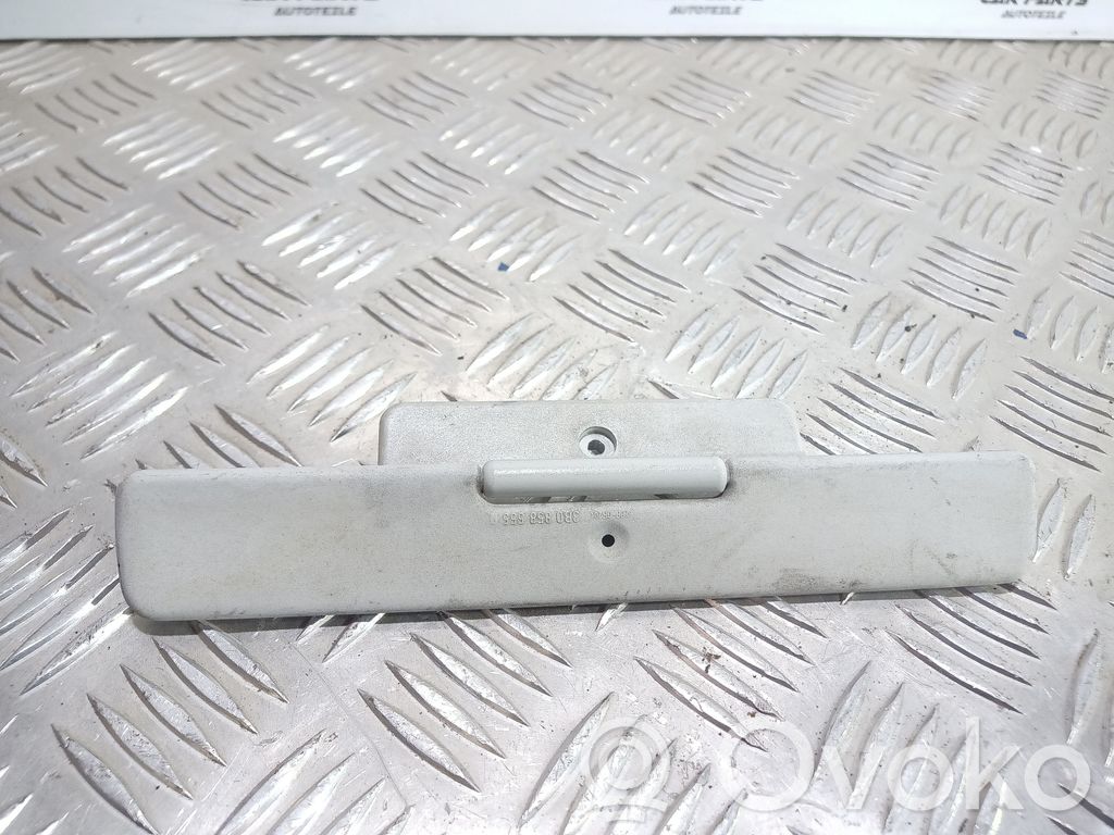 Volkswagen Golf IV Kita salono detalė 