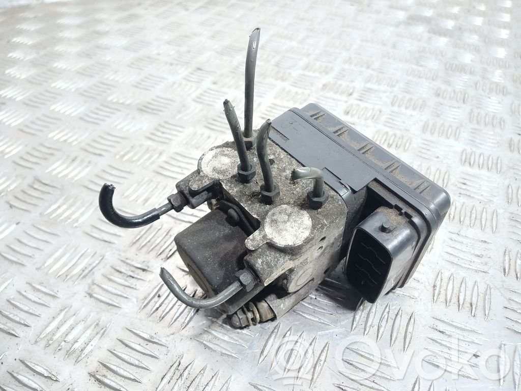 Toyota RAV 4 (XA20) Bomba de ABS 