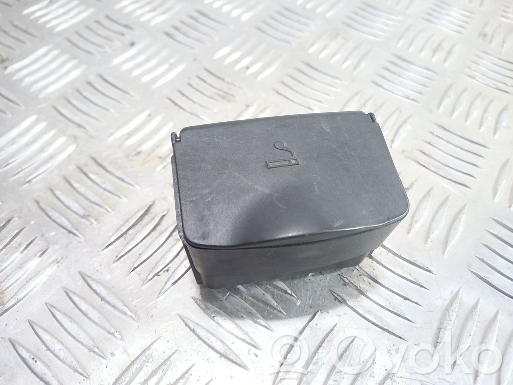 Ford Focus Ashtray (rear) 