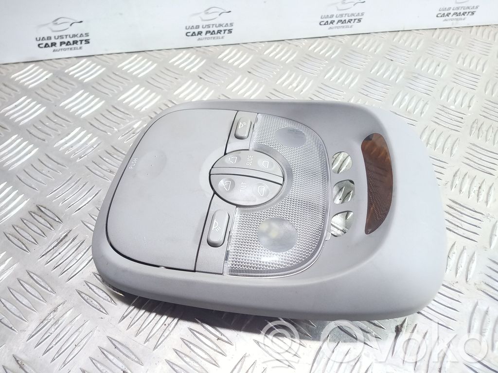KIA Sorento Front seat light 