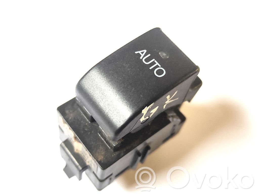 Toyota Corolla E120 E130 Interruptor del elevalunas eléctrico 