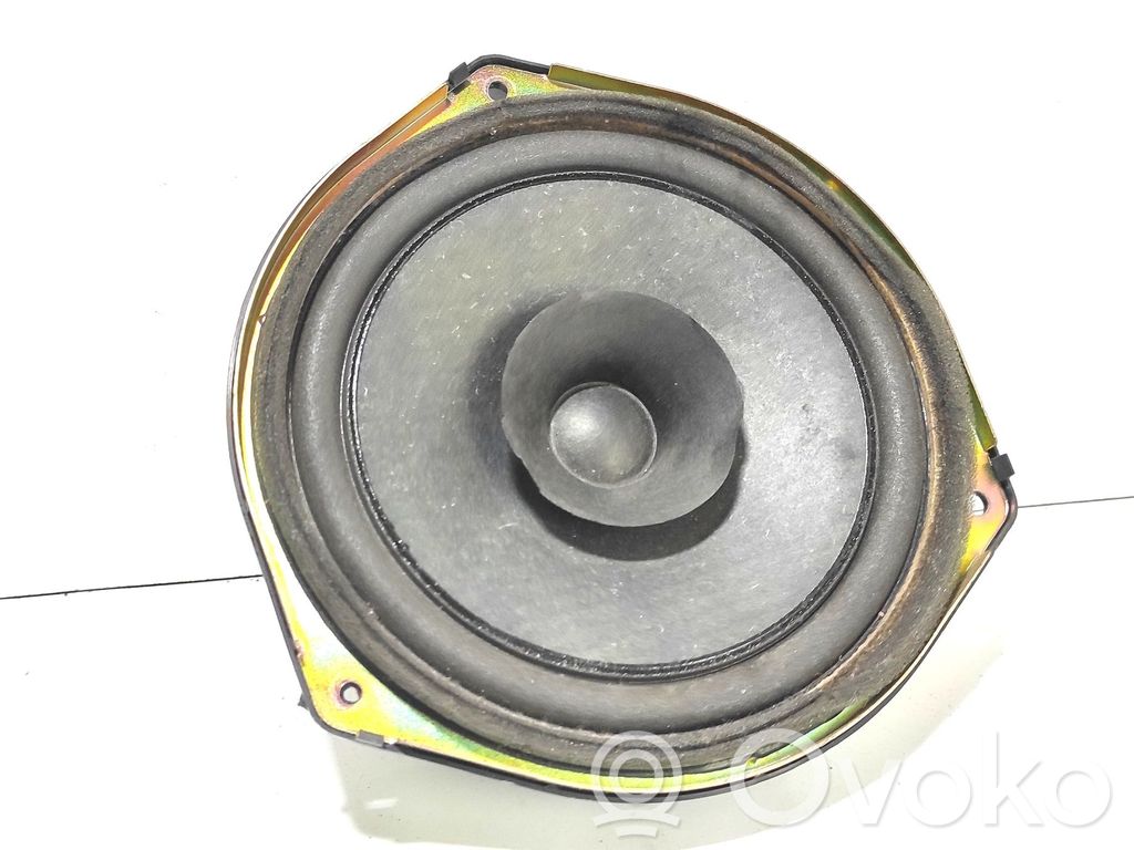 Mazda 2 Altavoz de la puerta delantera 