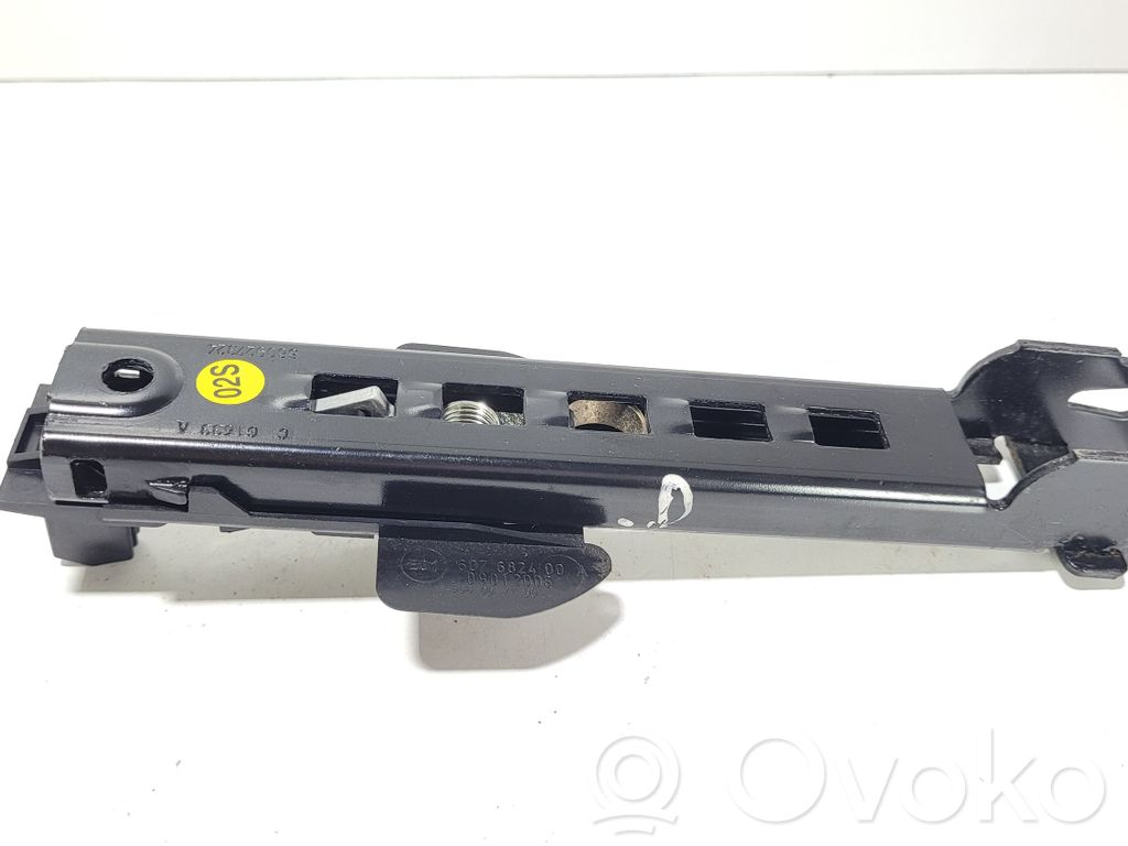 Audi A6 S6 C6 4F Sicherheitsgurt-Einstellschiene 