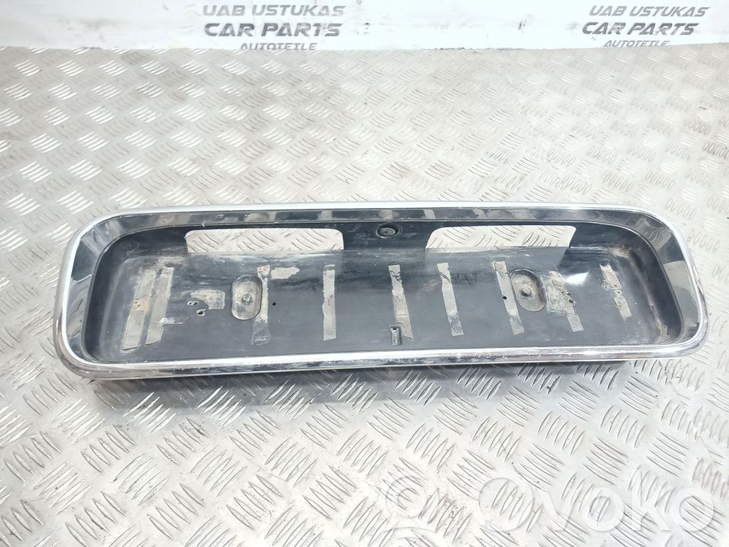 Éclairage de plaque d'immatriculation