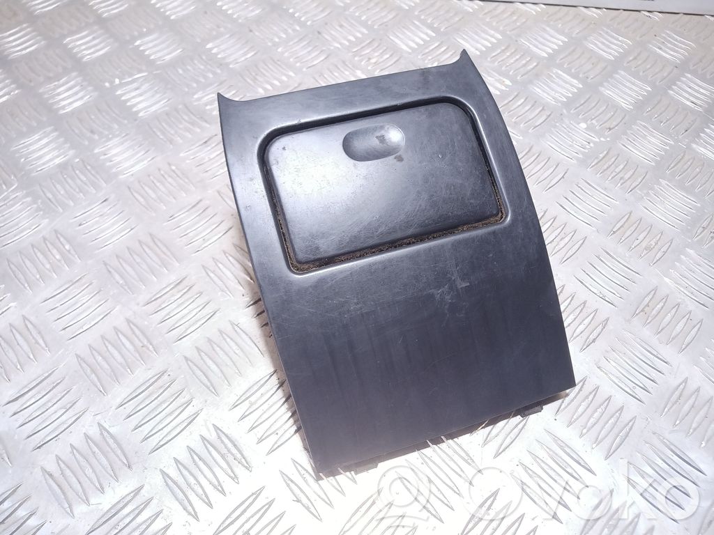 Peugeot 406 Ashtray (front) 