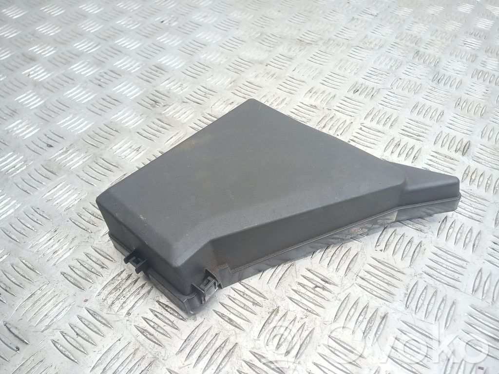 Subaru Forester SH Fuse box cover 