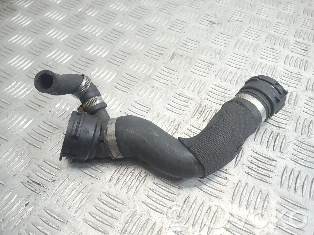 BMW 1 E81 E87 Engine coolant pipe/hose 