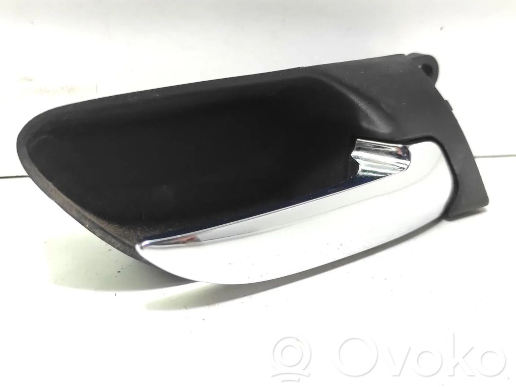 Rear door interior handle   8200752