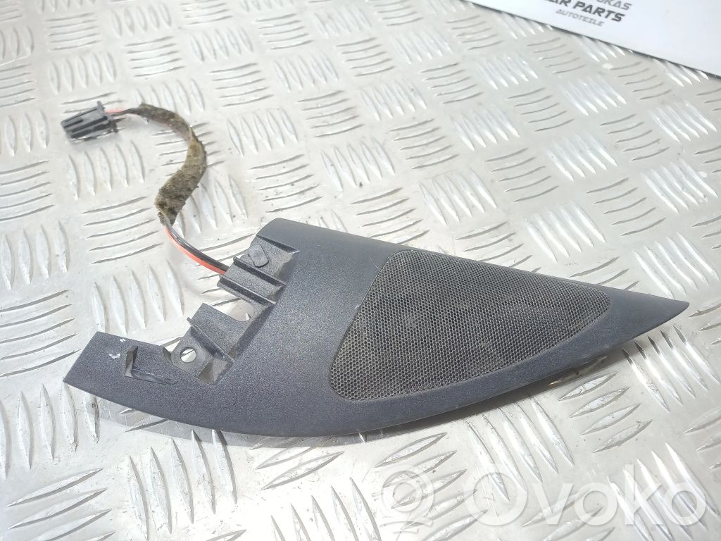 Volkswagen Golf IV Front door high frequency speaker 
