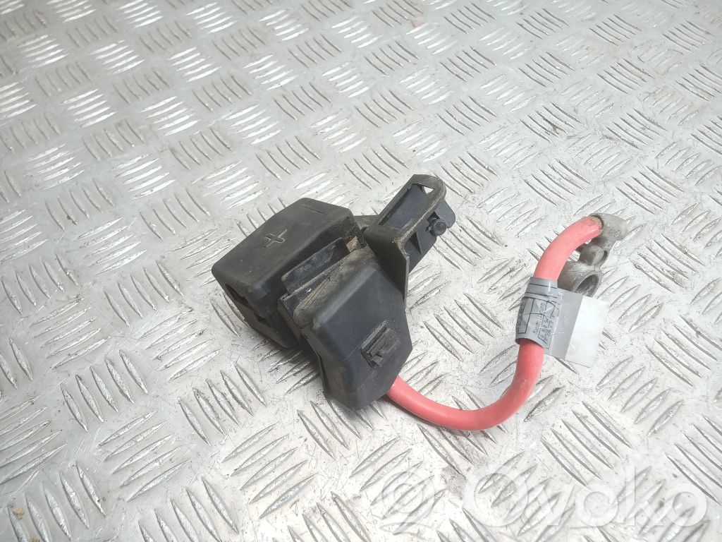 BMW 3 E46 Positive cable (battery) 