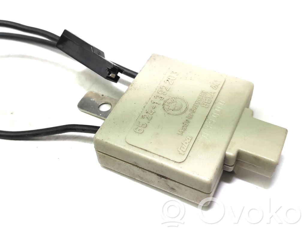 BMW 5 E34 Aerial antenna amplifier 
