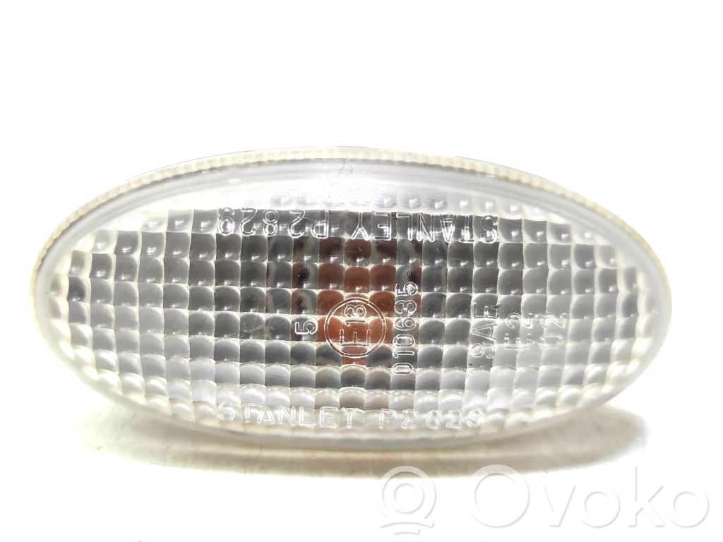 Mazda 3 I Front fender indicator light 