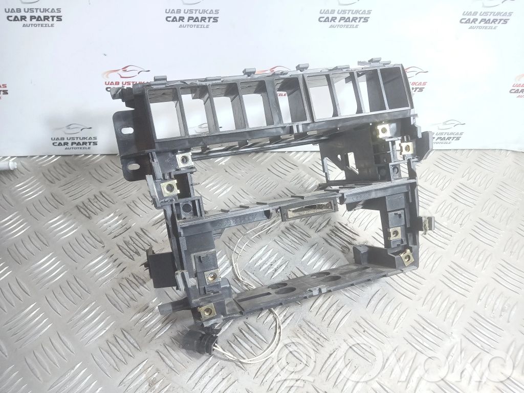 Audi A4 S4 B5 8D Radio/GPS head unit trim 