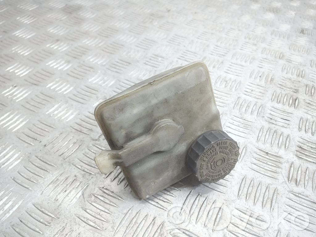 Volvo S80 Brake fluid reservoir 