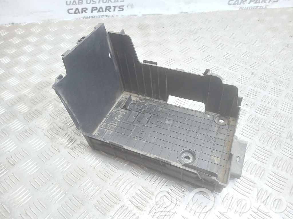 Citroen C3 Picasso Battery tray 