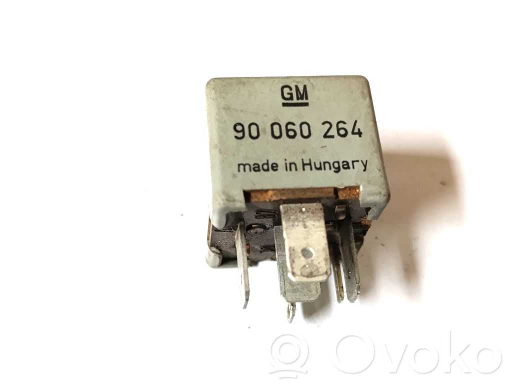 Opel Omega B1 Other relay 