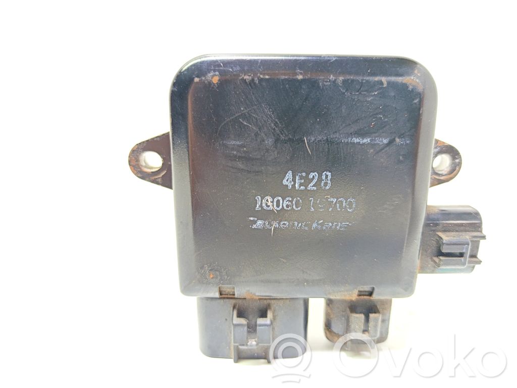Mazda MPV II LW Fan control module 