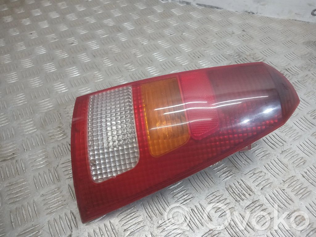 Rear/tail lights
