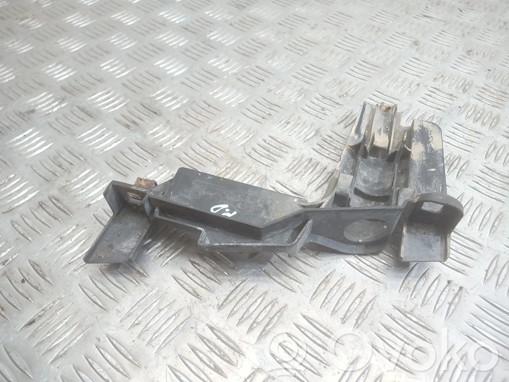 BMW 3 E46 Headlight/headlamp mounting bracket 