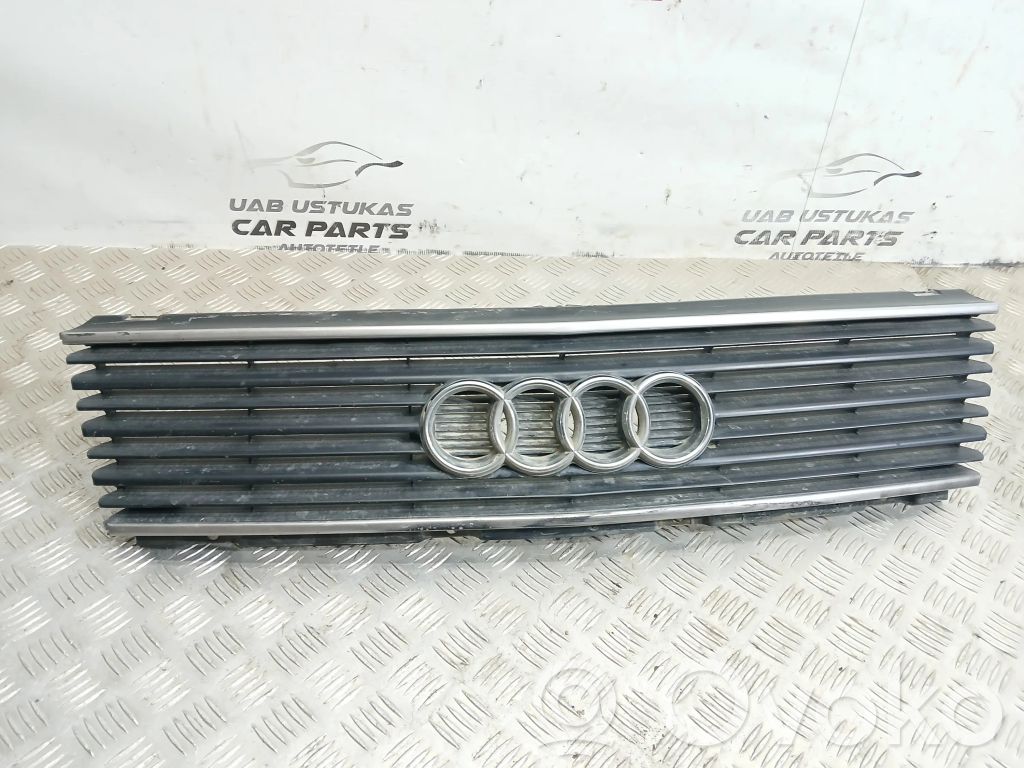 Audi 100 200 5000 C3 Etupuskurin ylempi jäähdytinsäleikkö 