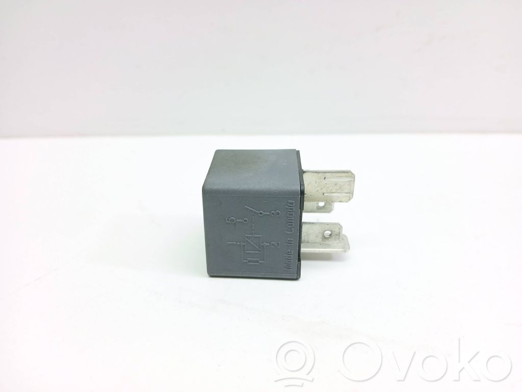 Otros relés   F80B14B192AA