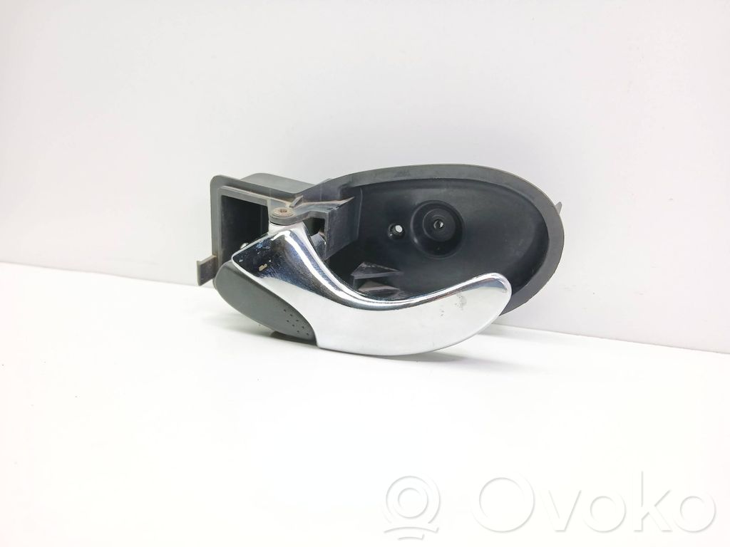 Ford Focus Manecilla interna puerta delantera 