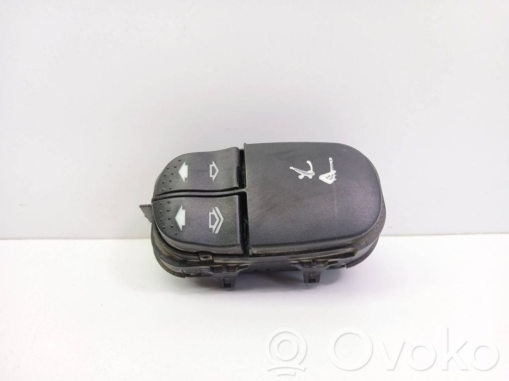 Ford Focus Electric window control switch 