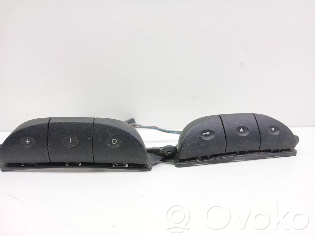Opel Zafira A Interruptores/botones de la columna de dirección 