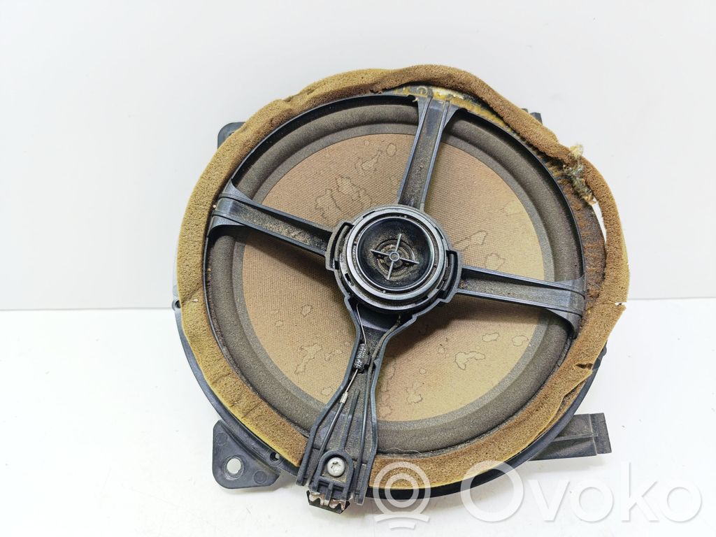 Volvo S80 Rear door speaker 