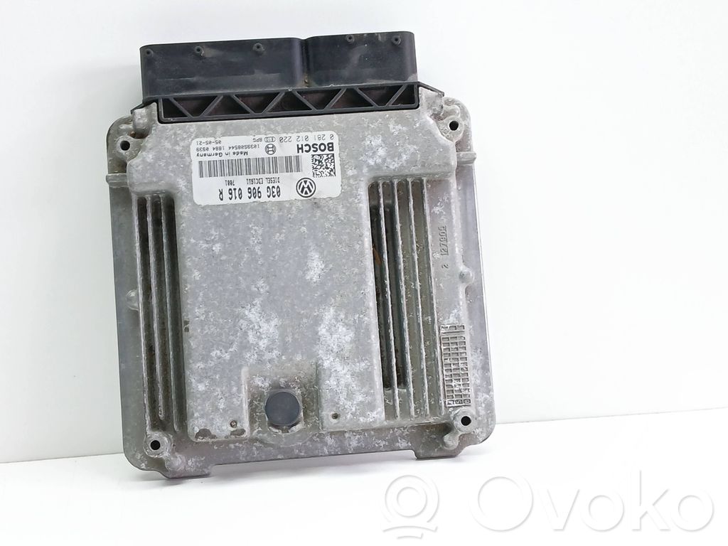Volkswagen Golf Plus Engine control unit/module 