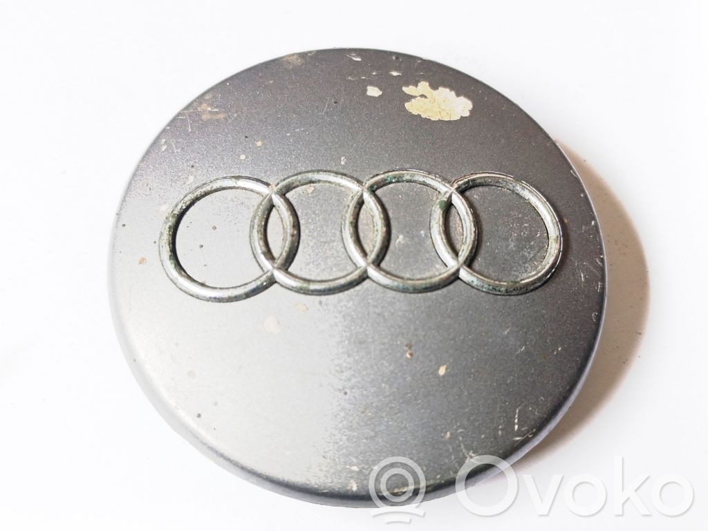 Audi A4 S4 B5 8D Alkuperäinen pölykapseli 